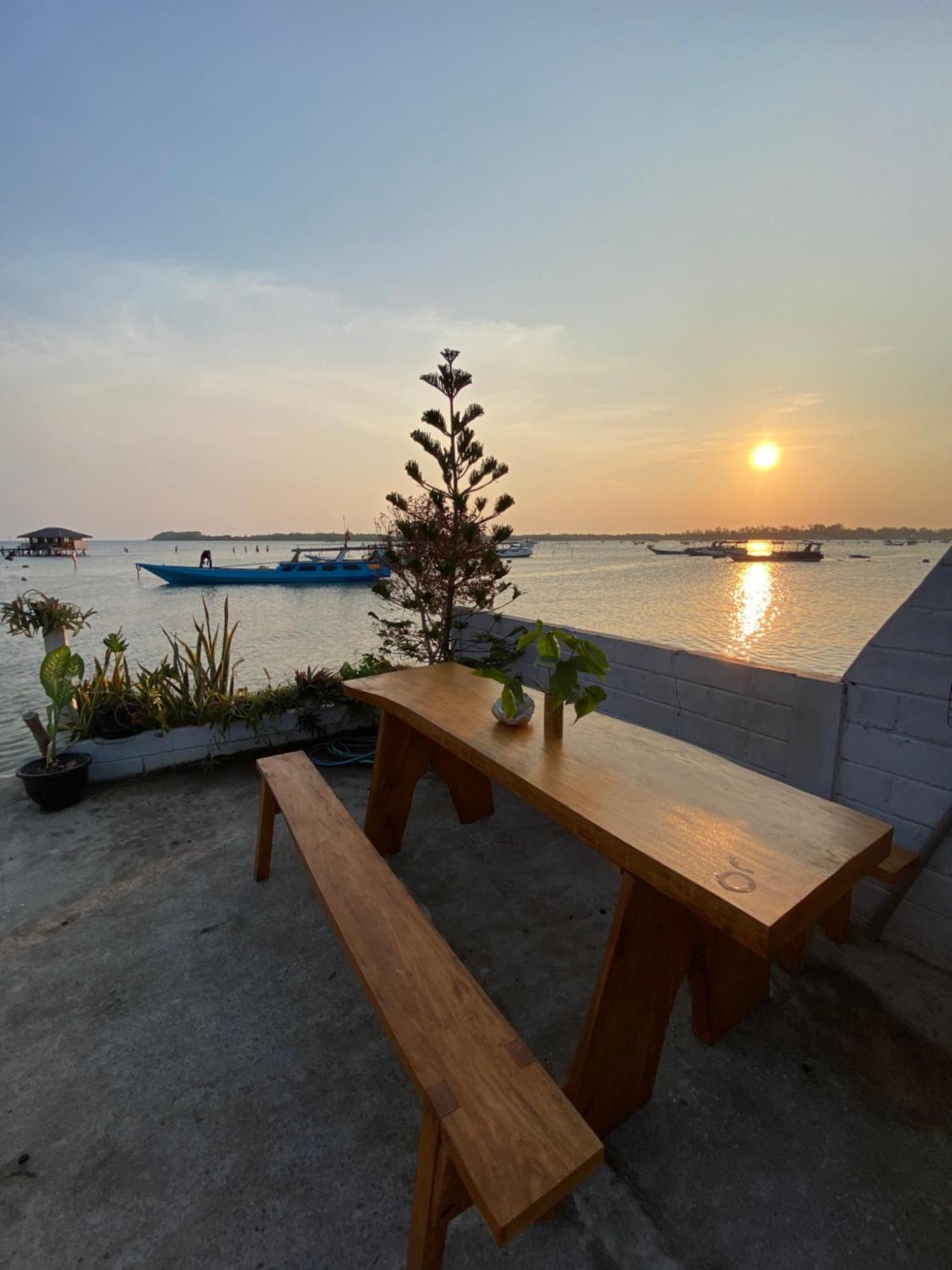 Ostello Js House View Karimunjawa Esterno foto
